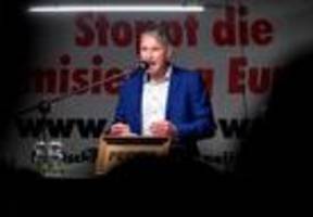 Pegida-Anhänger greifen Journalisten und Geflüchtete in Dresden an