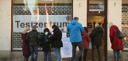 Corona-News am Montag: Sieben-Tage-Inzidenz in Deutschland erreicht Wert von 452,4