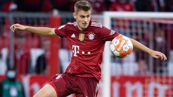 Muskelbündelriss: FC Bayern vorerst ohne Stanisic