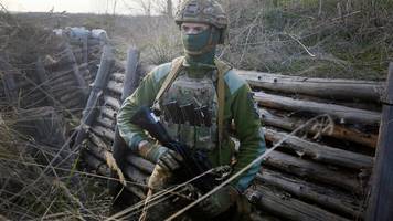 Konflikt - Konkrete Pläne oder Hysterie: Greift Moskau die Ukraine an?