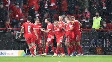 Bundesliga am Freitag - Dritte Niederlage in Serie: RB Leipzig unterliegt bei Union