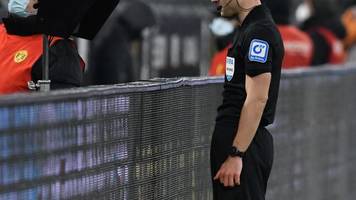 Bundesliga: BVB-Coach Rose sauer auf Schiedsrichter Zwayer