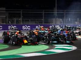 F1-Wahnsinn in Saudi-Arabien: Hamilton kracht in Verstappens Heck und siegt trotzdem