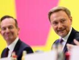 FDP-Parteitag stimmt Ampel-Koalitionsvertrag zu
