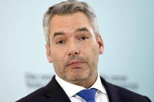 Ein (Partei-)Soldat im Kanzleramt: Das ist Österreichs neuer Regierungschef