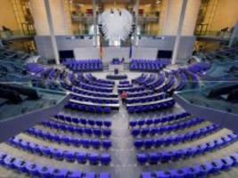 Infektionsschutzgesetz: Bundestag debattiert über neue Corona-Regeln