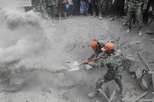 Nach Vulkanausbruch auf Java: Zahl der Toten steigt auf 39