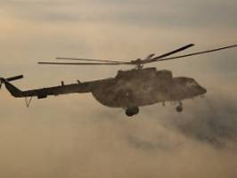 Wenig Optimismus nach Gipfel: Russland verlegt Helikopter an ukrainische Grenze
