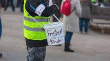 Reichsbürger verschicken Drohbriefe an Kitas und Schulen