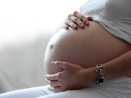 gefahr für ungeborene: delta-variante kann plazenta infizieren