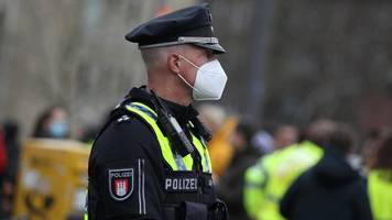 800 betroffene: berliner polizei richtet erneut corona-krisenstab ein