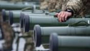 Ukraine-Konflikt: Großbritannien liefert Waffen an die Ukraine