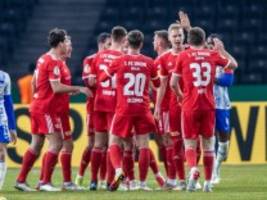 DFB-Pokal: Union siegt im Derby gegen Hertha, Freiburg überrennt Hoffenheim