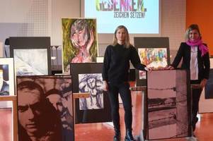Monika Mendat zeigt in Augsburg, wie es ist, wenn Auschwitz Heimat ist