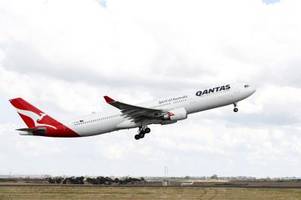 qantas will 2025 längste nonstop-flüge der welt starten