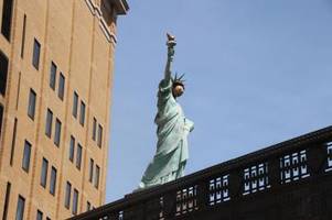 Neue Freiheitsstatue mit Comic-Gesicht in New York