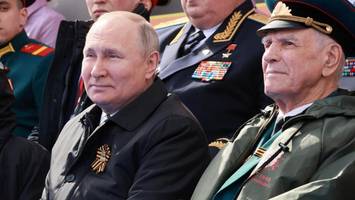 Kriegsparade in Moskau – Putin: Westen hat Invasion Russlands vorbereitet