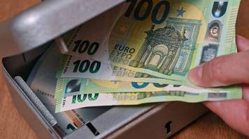 Deutliches Steuerplus für Sachsen-Anhalt: Minister bremst