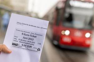9-euro-ticket: verbraucherzentralen für verbesserungen