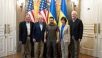 Ukraine-Überblick: US-Republikaner in Kiew, Finnlands Präsident spricht mit Putin