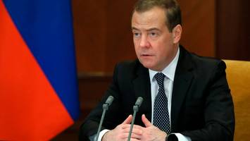 politische entwicklungen und stimmen zum krieg - medwedew: russland pfeift auf anerkennung der grenzziehung durch g7