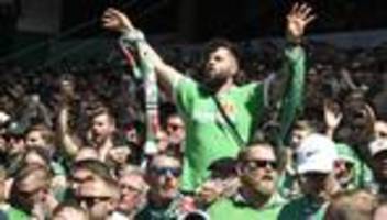 2. Bundesliga: Werder Bremen steigt in Fußball-Bundesliga auf