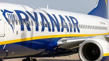 Jahreszahlen: Ryanair dämmt Verlust ein – keine Prognose fürs laufende Jahr