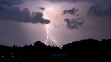 DWD warnt in NRW vor Gewittern mit Starkregen