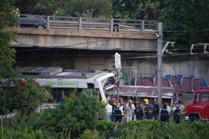 Ein Toter und 85 Verletzte bei Zugunglück in Spanien