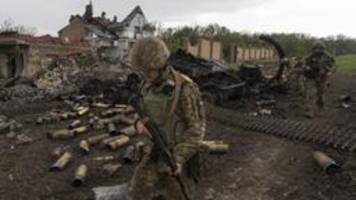 Ukraine-Liveblog: ++ Ukrainische Truppen stoßen von Charkiw bis zur Grenze vor ++