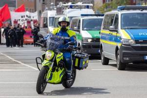 Müssen da auch mitgehen: Polizei testet Elektromotorrad