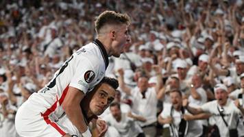 Champions - Europa-League-Sieg: Eintracht krönt sich in Sevilla