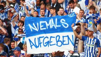 Schwere Kopfverletzungen: Hertha-Fan nach Relegation in Berlin in Klinik geprügelt