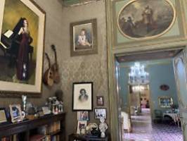 Leben im sizilianischen Palast: Wenn die Gräfin auf die Zahlen schauen muss