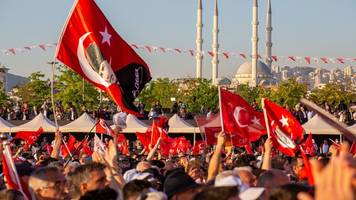 Türkei - Proteste: Urteil gegen Oppositionspolitikerin in Istanbul