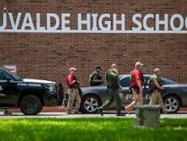 14 Schüler und ein Lehrer tot: Schütze richtet Massaker an US-Grundschule an