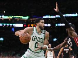 Machtdemonstration der Celtics: Miamis Stars spielen historisch schlecht