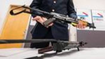 Waffen: Erneut weniger Verstöße gegen Waffengesetz in Deutschland