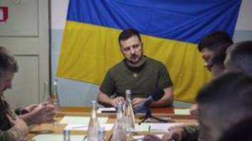 Krieg in der Ukraine: Selenskyj erwartet schwerere Angriffe
