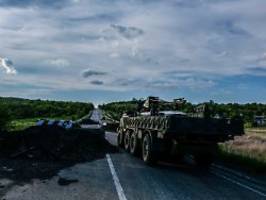 Der Kriegstag im Überblick: Ukrainische Truppen von Einschließung bedroht - Deutsche Panzerhaubitzen geliefert