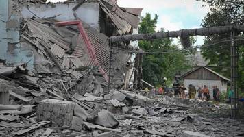 ++ Ukraine-Krieg im Newsblog ++ Regionalgouverneur: Katastrophale Zerstörungen in Lyssytschansk