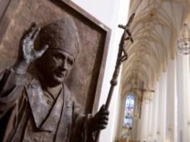 Missbrauch in der katholischen Kirche: Klage gegen früheren Papst Benedikt