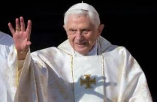 Ratzinger trage Mitschuld: Missbrauchsopfer verklagt Ex-Papst Benedikt