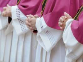 Missbrauch in der katholischen Kirche: 243 Priester unter Verdacht, nur einer angeklagt