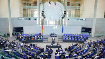 Debatte: Bundestag ringt um Neuregelung der Sterbehilfe