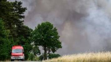 Brandenburg und Sachsen: Drei Orte wegen Waldbrand evakuiert