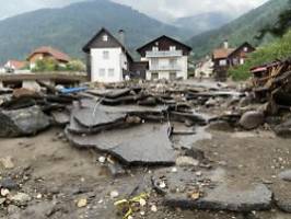 Orte von Außenwelt abgeschnitten: Unwetter richten Verwüstungen in Kärnten an