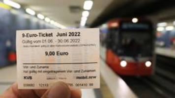 Debatte um Nachfolgeregelung für 9-Euro-Ticket