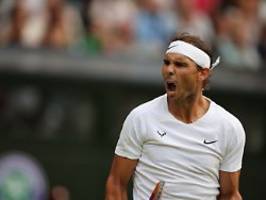 Hitzige Stimmung in Wimbledon: Nadal souverän - Kyrgios schimpft sich zum Sieg