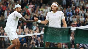 Grieche spricht von Mobbing - Tsitsipas klagt nach Wimbledon-Pleite gegen Kyrgios: „Er tyrannisiert seine Gegner“